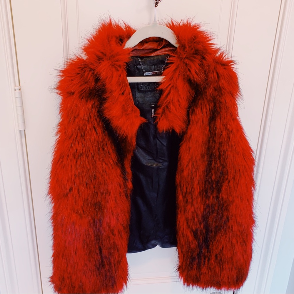 NWOT BUFFALO BY DAVID BITTON WOMEN’S MERLOT/DARK RED FUR DOWN PUFFER VEST SZM